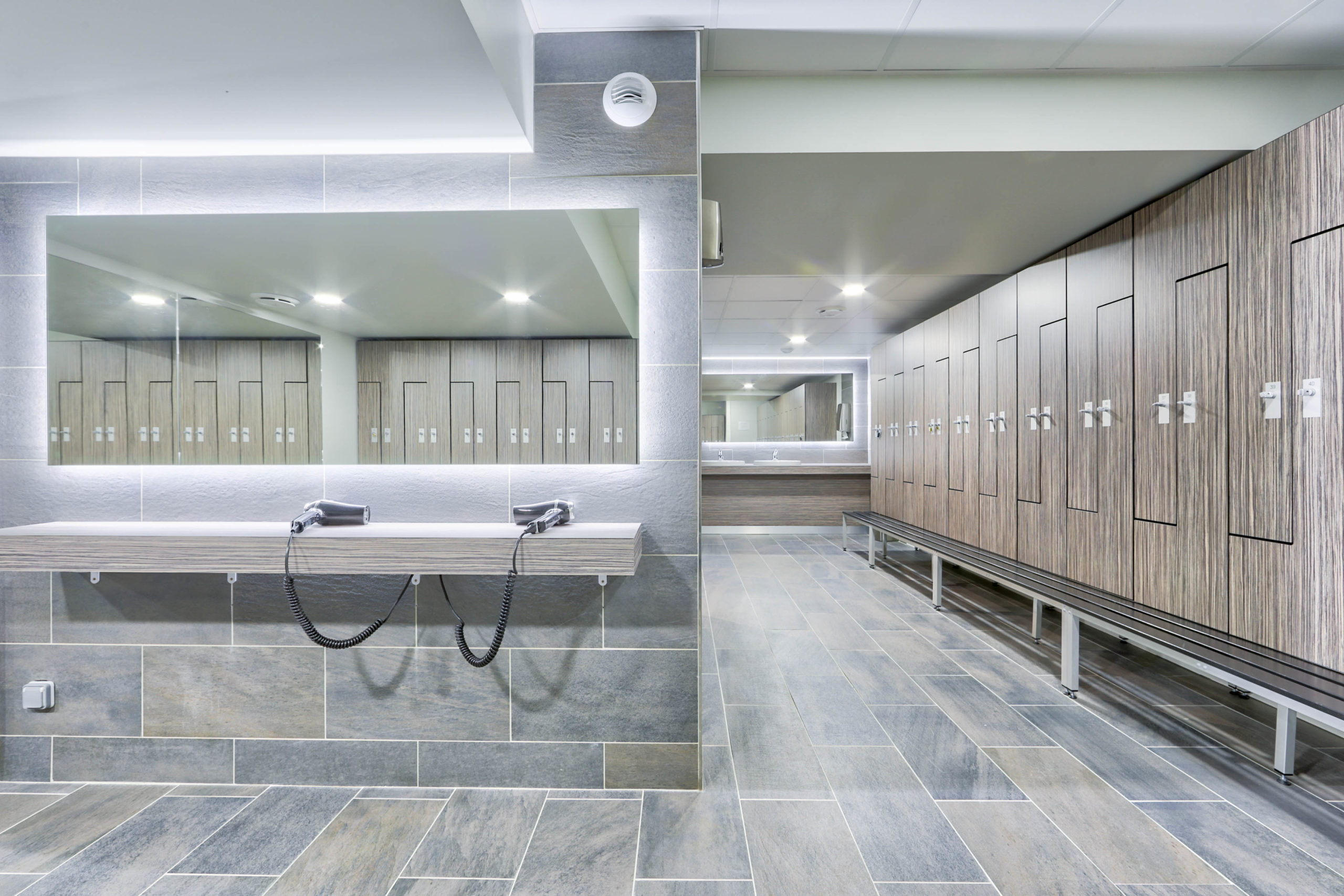 6 Boulevard Haussmann, 75009 Paris, France - 10